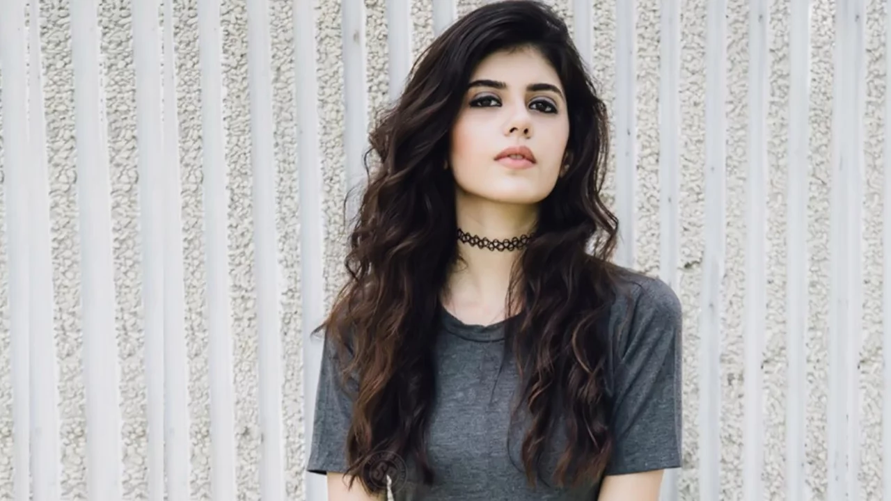 sanjana sanghi