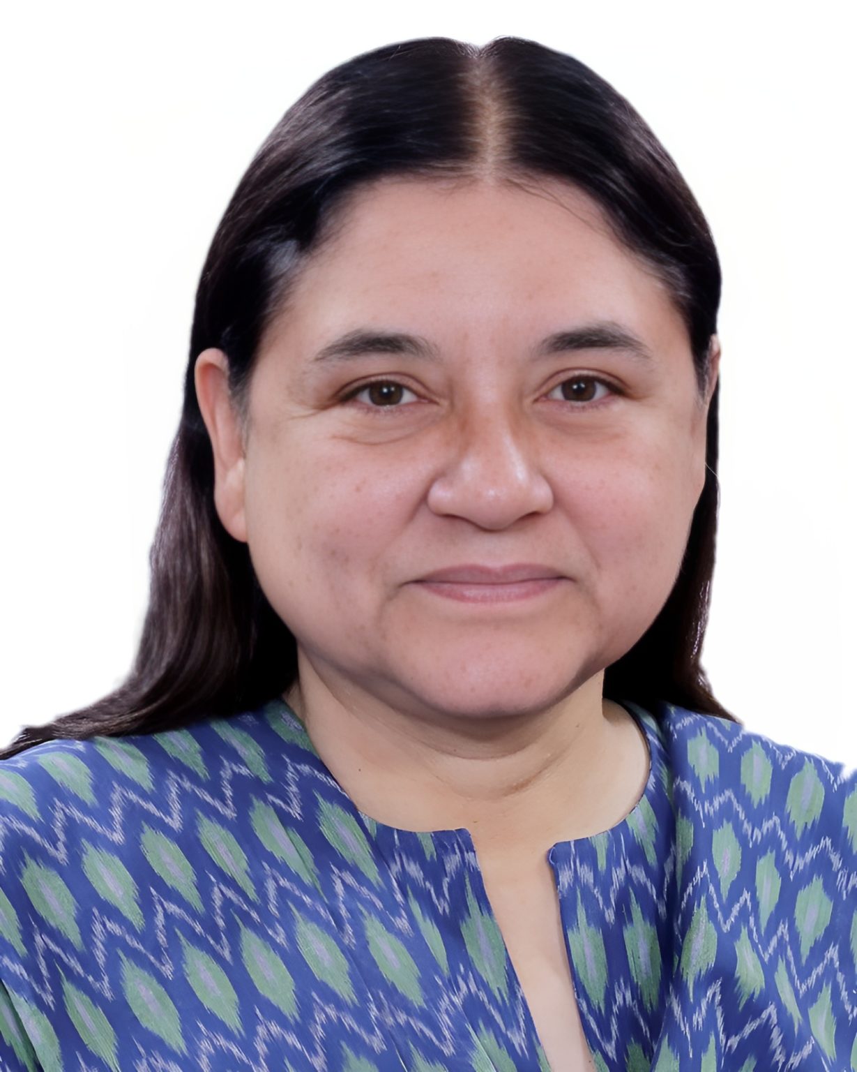 biography of maneka gandhi